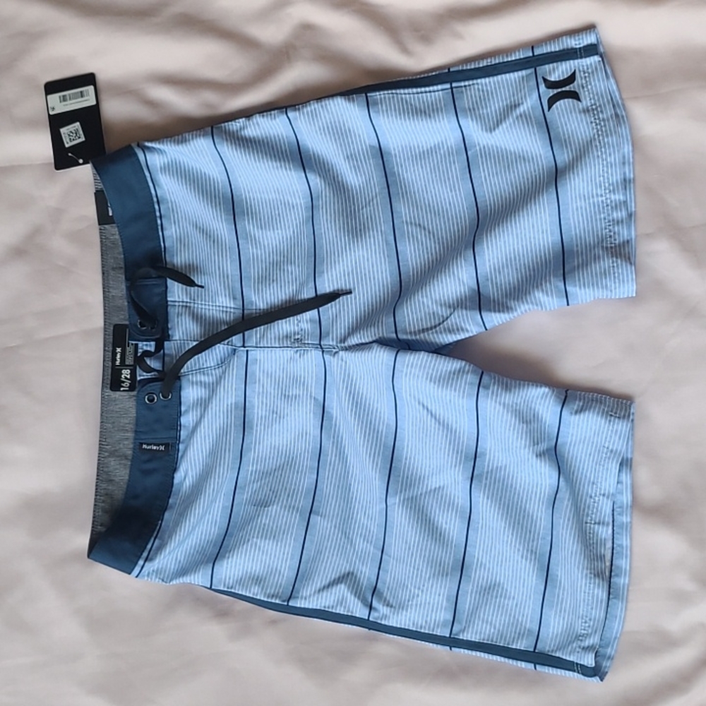 Hurley Boys swim trunks sz16/28 NWT 955